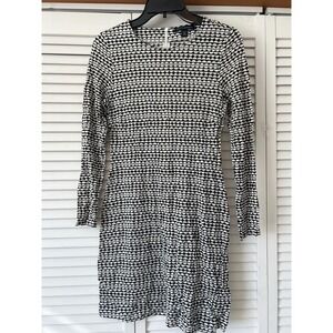 Banana Republic Silk Petite 4P Black White Geometric Print Long Sleeve Dress